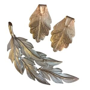 Silver Leaves Broach and‎ clip on Earrings Vintage SKUJ062